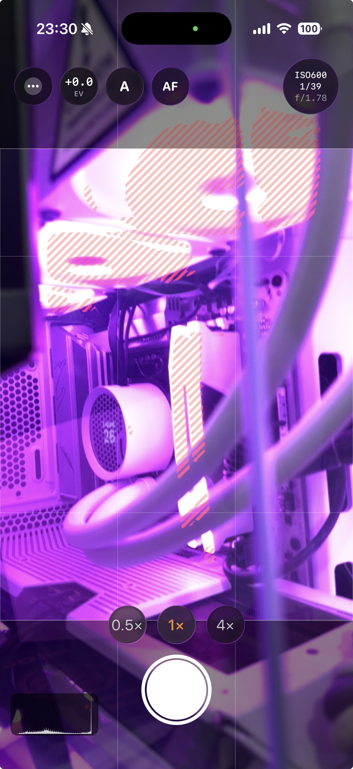 Zebra highlight clipping overlay